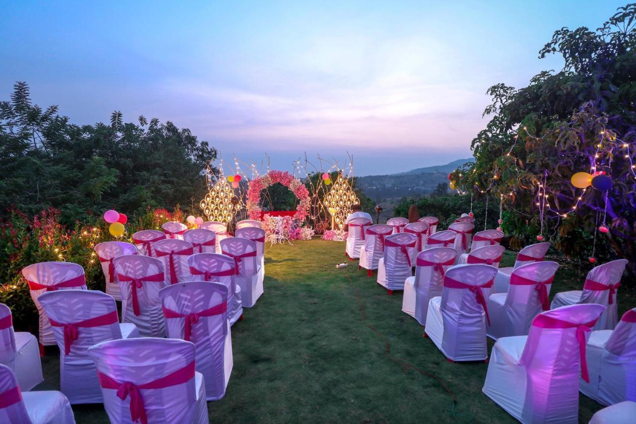Anand Valley Hotel Panhala ภายนอก รูปภาพ