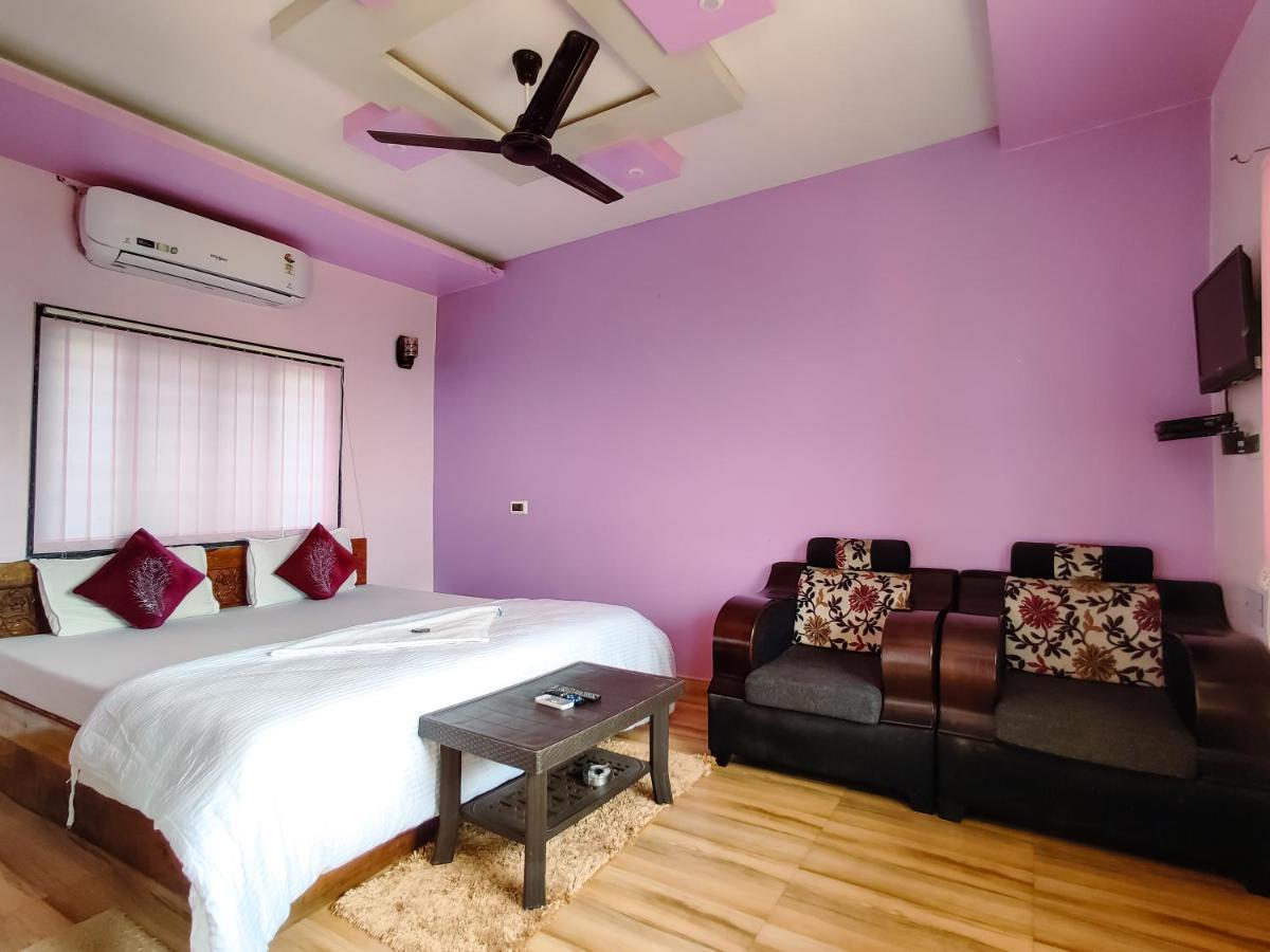 Anand Valley Hotel Panhala ภายนอก รูปภาพ